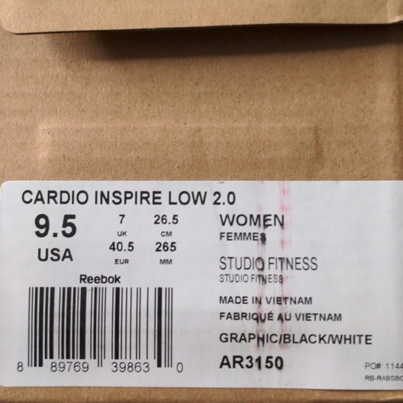 Reebok 9-9.5 Graphic "Cardio Inspire Low 2.0' - Picture 14 of 14